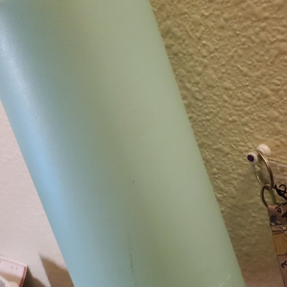 tshirt - Picture 2 of 2